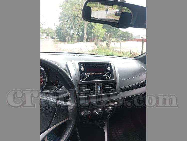 Toyota YARIS S