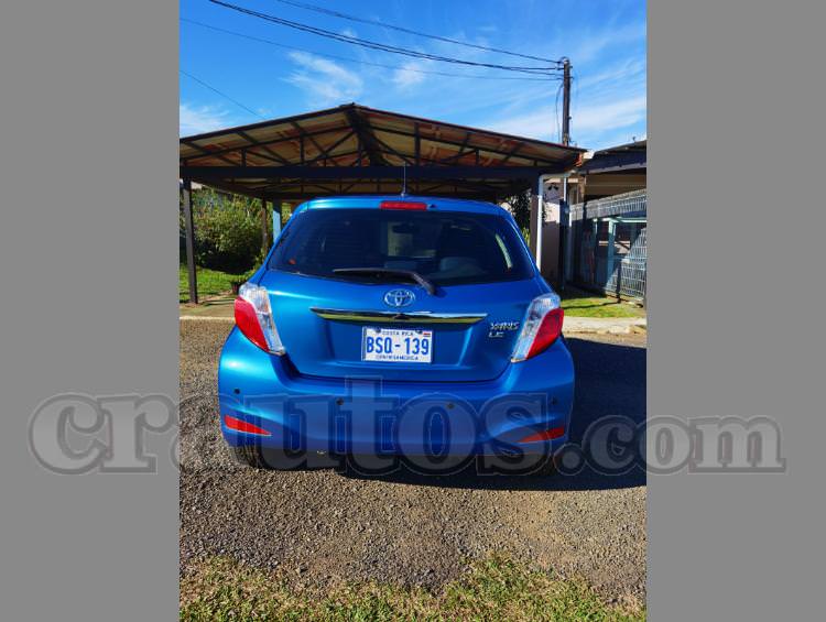 Toyota YARIS LE