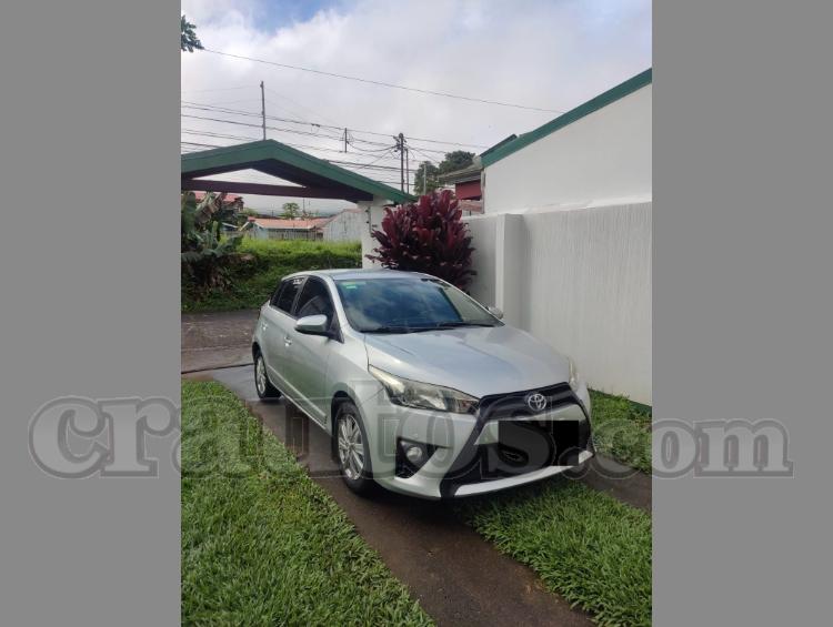 Toyota YARIS S