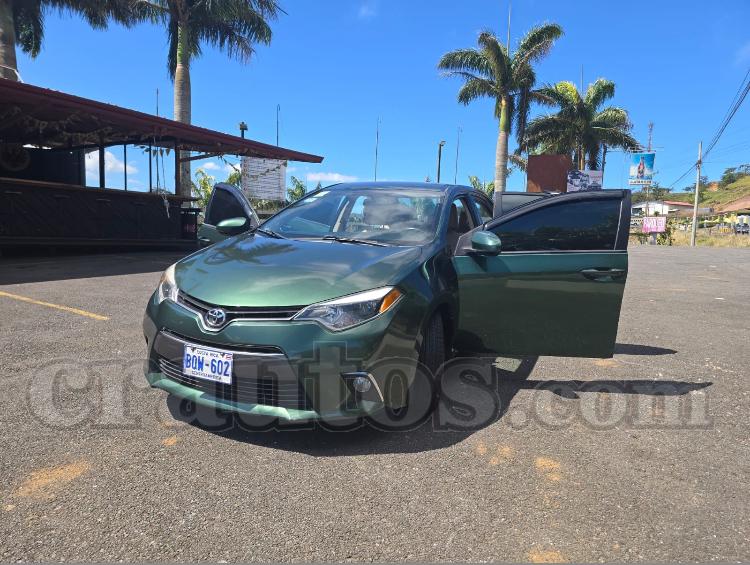 Toyota COROLLA LE