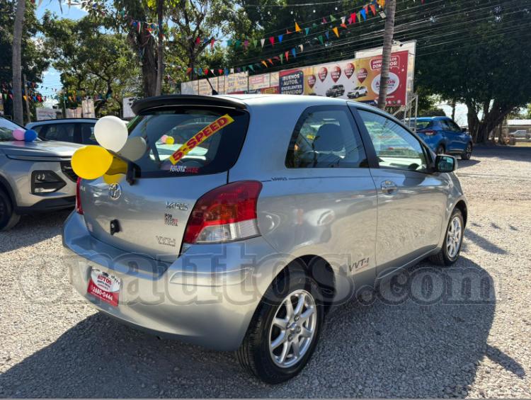 Toyota YARIS VVT-I