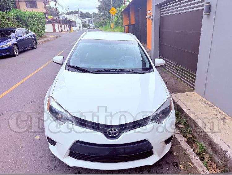 Toyota COROLLA SE