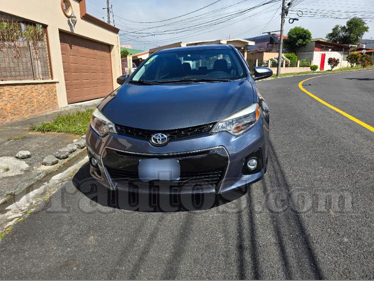 Toyota COROLLA LE XPS